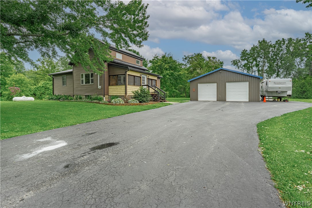 9273 Foote Road Royalton, NY 14001 - Photo 4 of 48