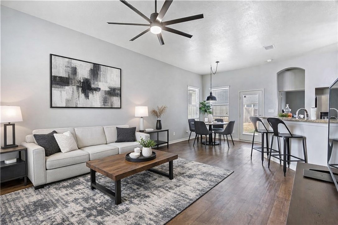 2017 Stubbs Drive Bryan, TX 77807 - Photo 2 of 6