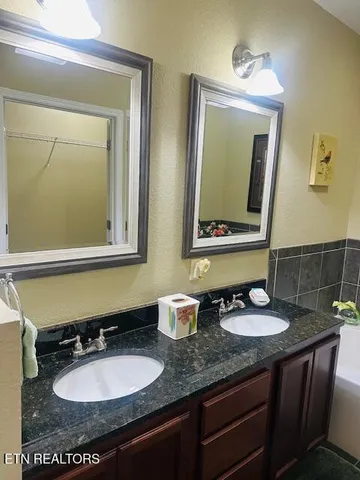 $439,900 | 432 Sandpiper Lane, Bean Station, TN 37708