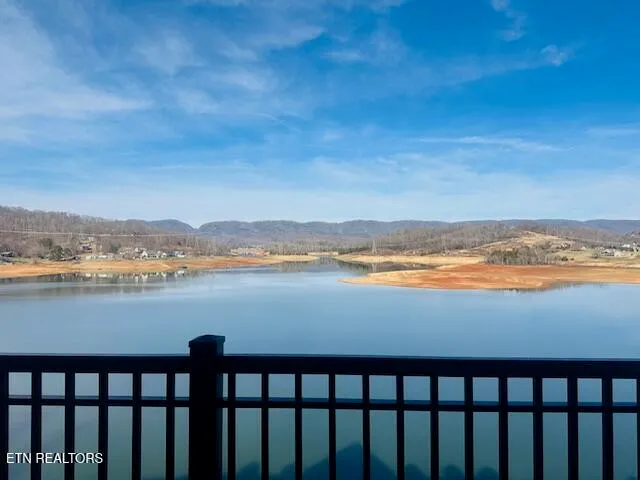 $439,900 | 432 Sandpiper Lane, Bean Station, TN 37708