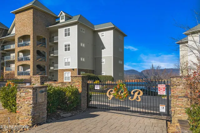 $439,900 | 432 Sandpiper Lane, Bean Station, TN 37708