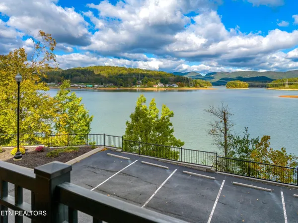 $439,900 | 432 Sandpiper Lane, Bean Station, TN 37708