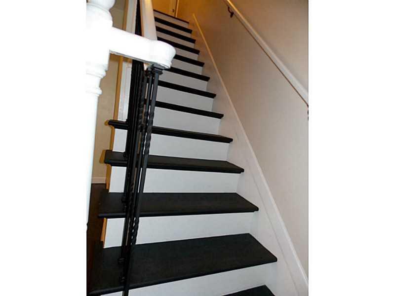 1223 Ridge Rd Extension Baden, PA 15005 - Photo 2 of 21 Entry w/stairs to the master suite.