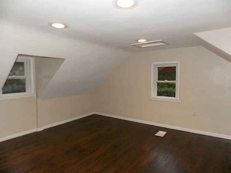 1223 Ridge Rd Extension Baden, PA 15005 - Photo 12 of 21 Master Bedroom.