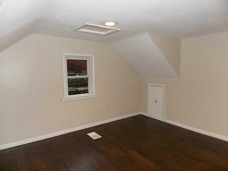 1223 Ridge Rd Extension Baden, PA 15005 - Photo 13 of 21 Master Bedroom.