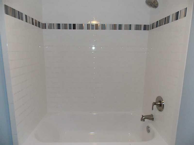 1223 Ridge Rd Extension Baden, PA 15005 - Photo 16 of 21 Master Bath/Spa.
