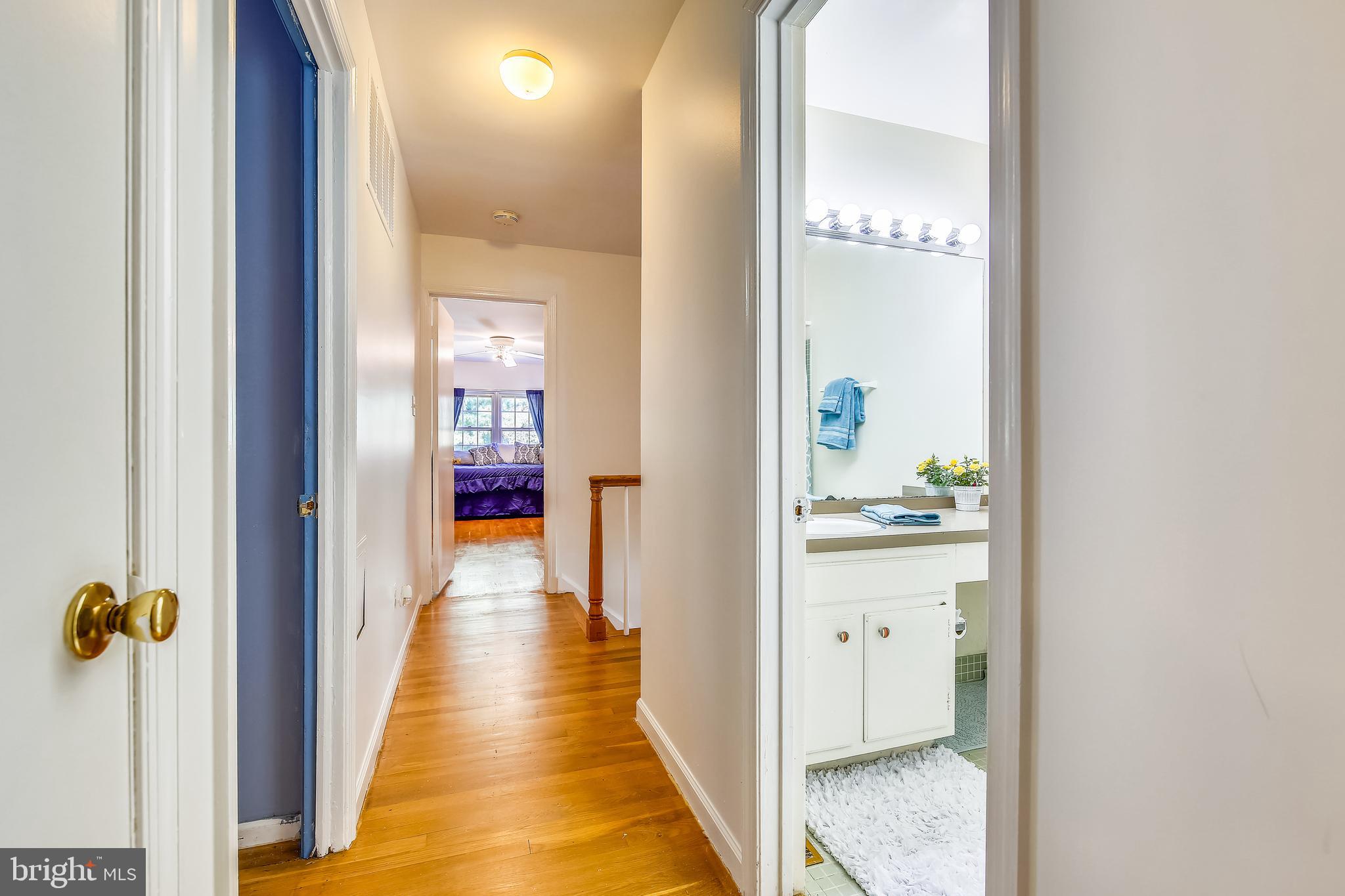 630 Aster Boulevard Rockville, MD 20850 - Photo 22 of 68 Hallway