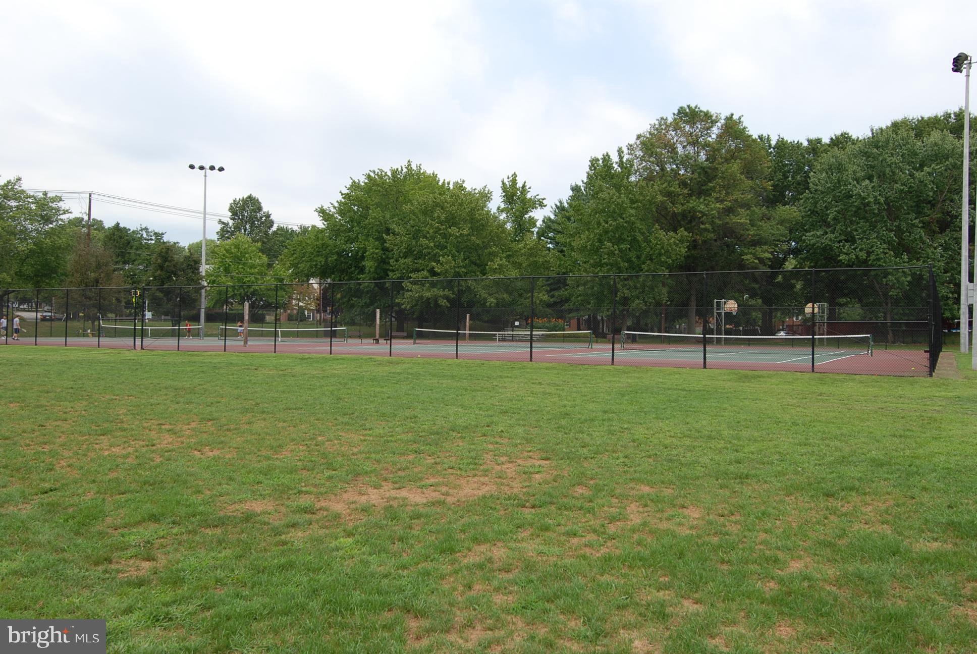 630 Aster Boulevard Rockville, MD 20850 - Photo 58 of 68 Community