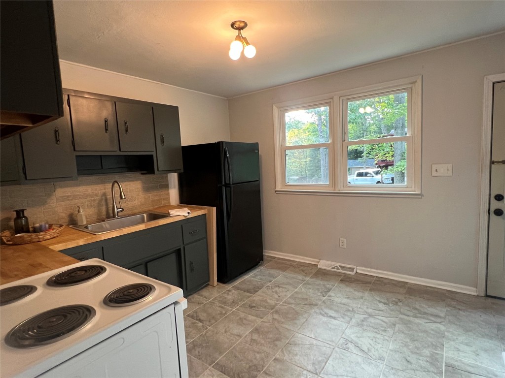216 Dorman Road Binghamton, NY 13901 - Photo 20 of 20 Gallery Image 20