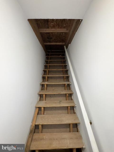 104 Stuart Avenue Downingtown, PA 19335 - Photo 22 of 30 a view of entryway
