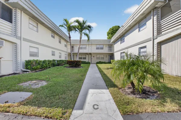 $1,500 | 118 Monaco Boulevard, Unit 118, Delray Beach, FL 33446