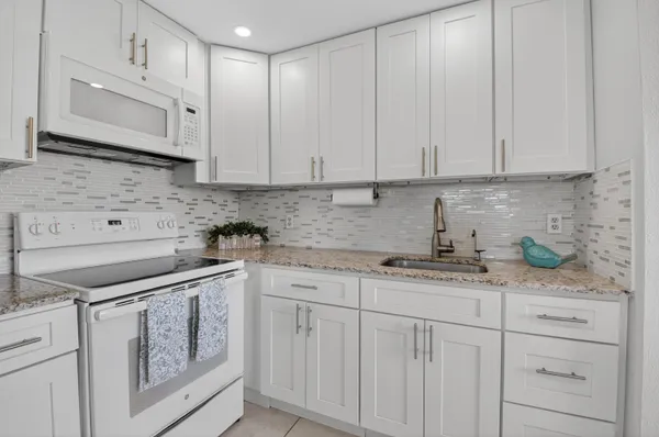 $1,500 | 118 Monaco Boulevard, Unit 118, Delray Beach, FL 33446