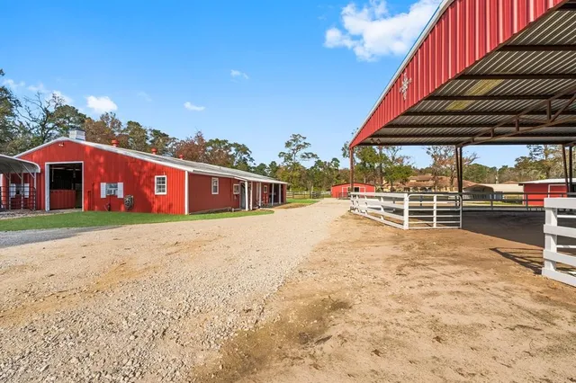 a view of outdoor space