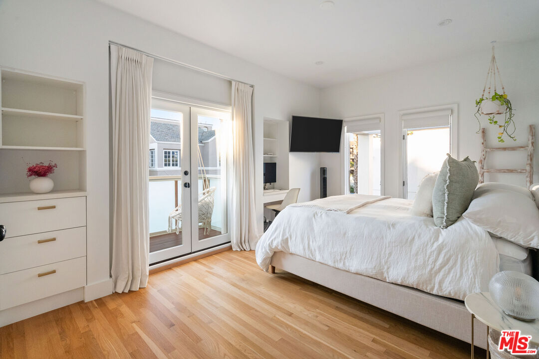 128 Roma Court Marina del Rey, CA 90292 - Photo 35 of 52