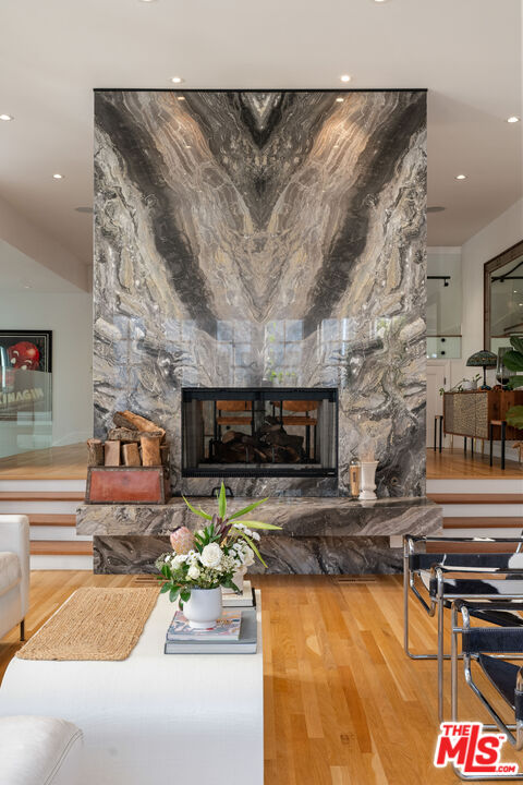 128 Roma Court Marina del Rey, CA 90292 - Photo 4 of 52 a lobby with furniture and flat screen tv