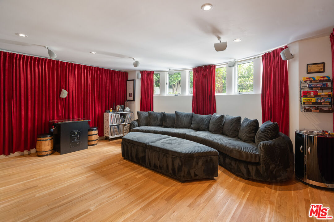 128 Roma Court Marina del Rey, CA 90292 - Photo 44 of 52