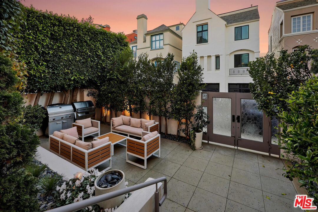 128 Roma Court Marina del Rey, CA 90292 - Photo 48 of 52