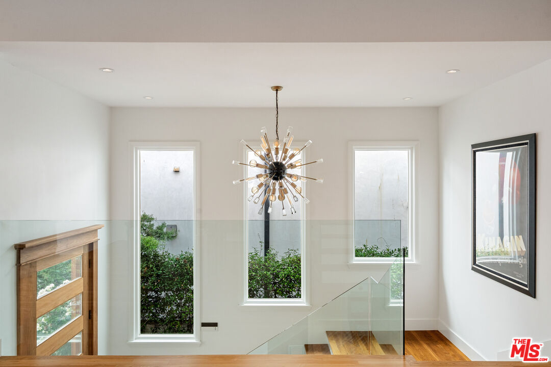 128 Roma Court Marina del Rey, CA 90292 - Photo 9 of 52