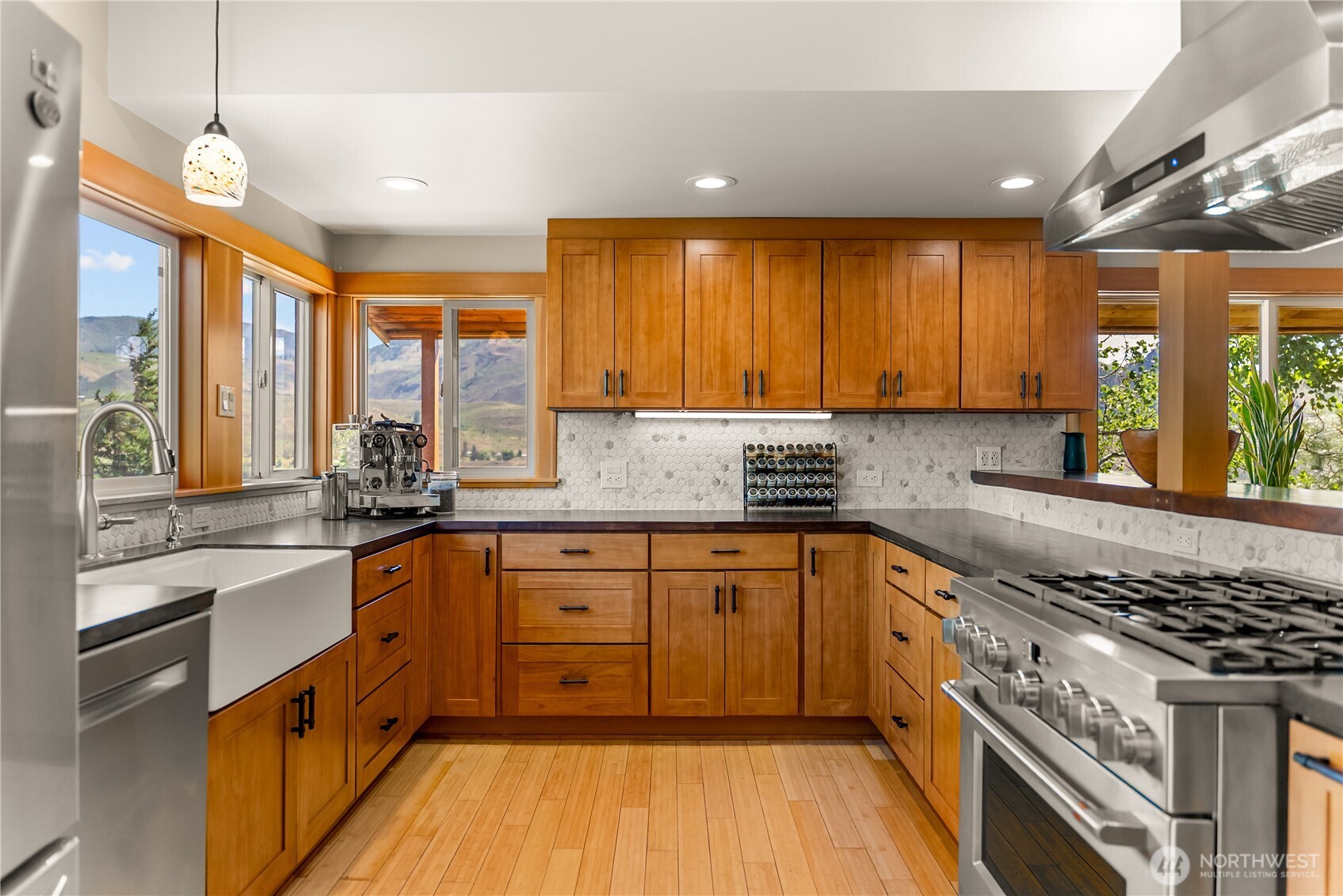 29 Signal Hill Road Twisp, WA 98856 - Photo 14 of 40