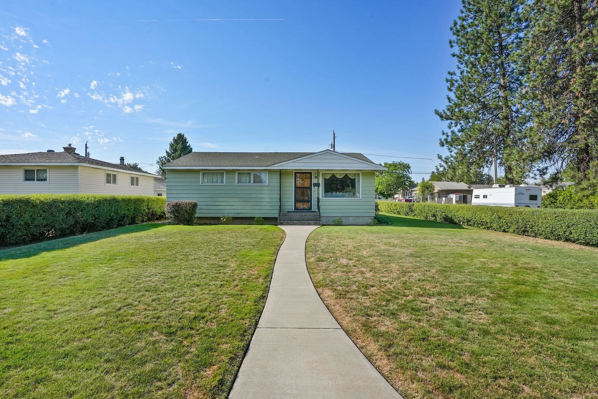 1229 West Decatur Avenue Spokane, WA 99205 - Photo 3 of 32 Gallery Image 3