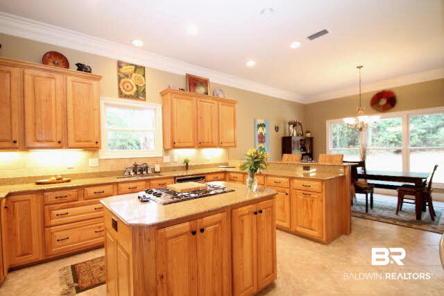 118 Sandy Ford Road Fairhope, AL 36532 - Photo 10 of 29 Kitchen/Breakfast Rm