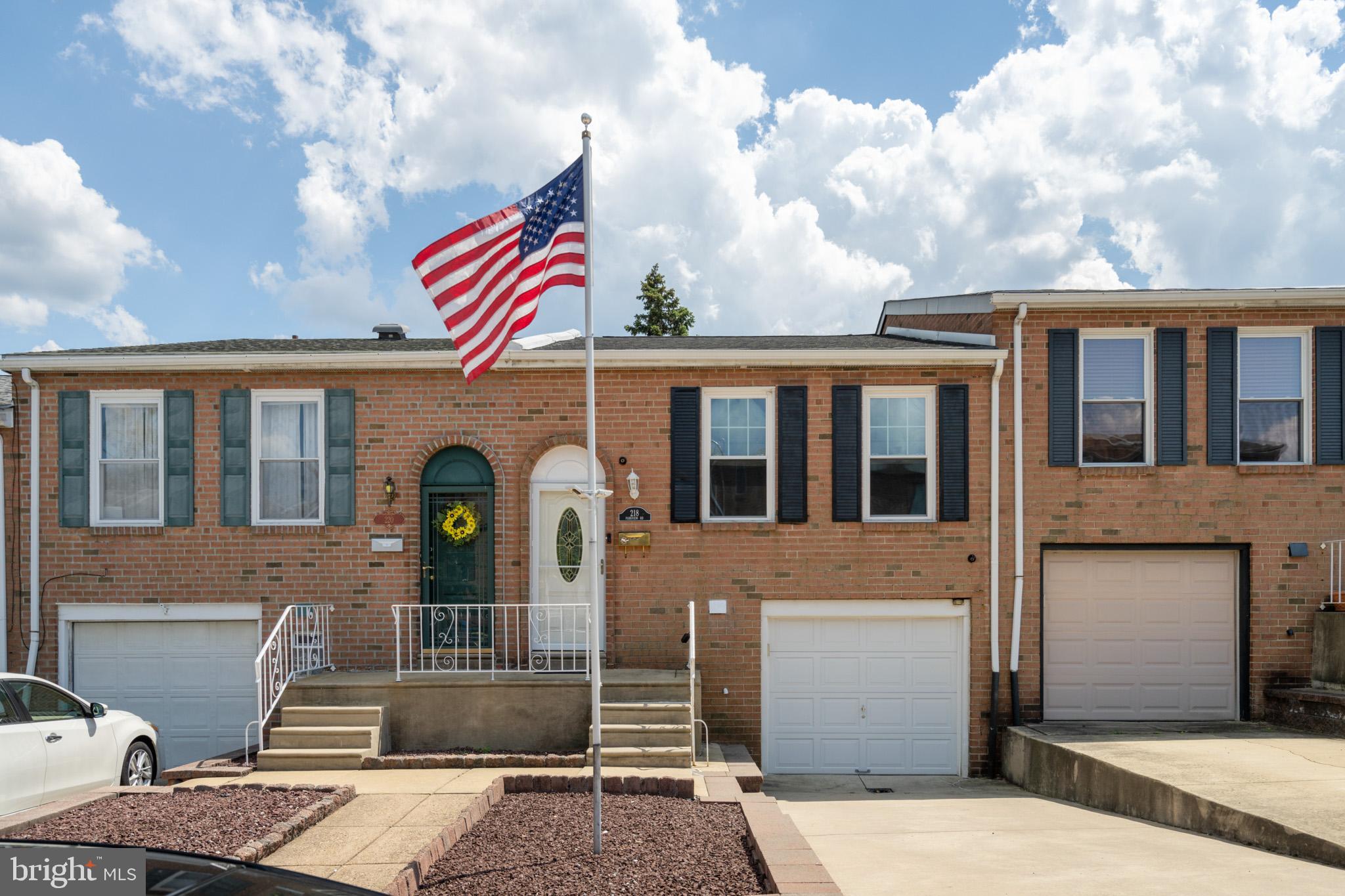 218 Parkview Road Philadelphia, PA 19154 - Photo 1 of 27 Gallery Image 1