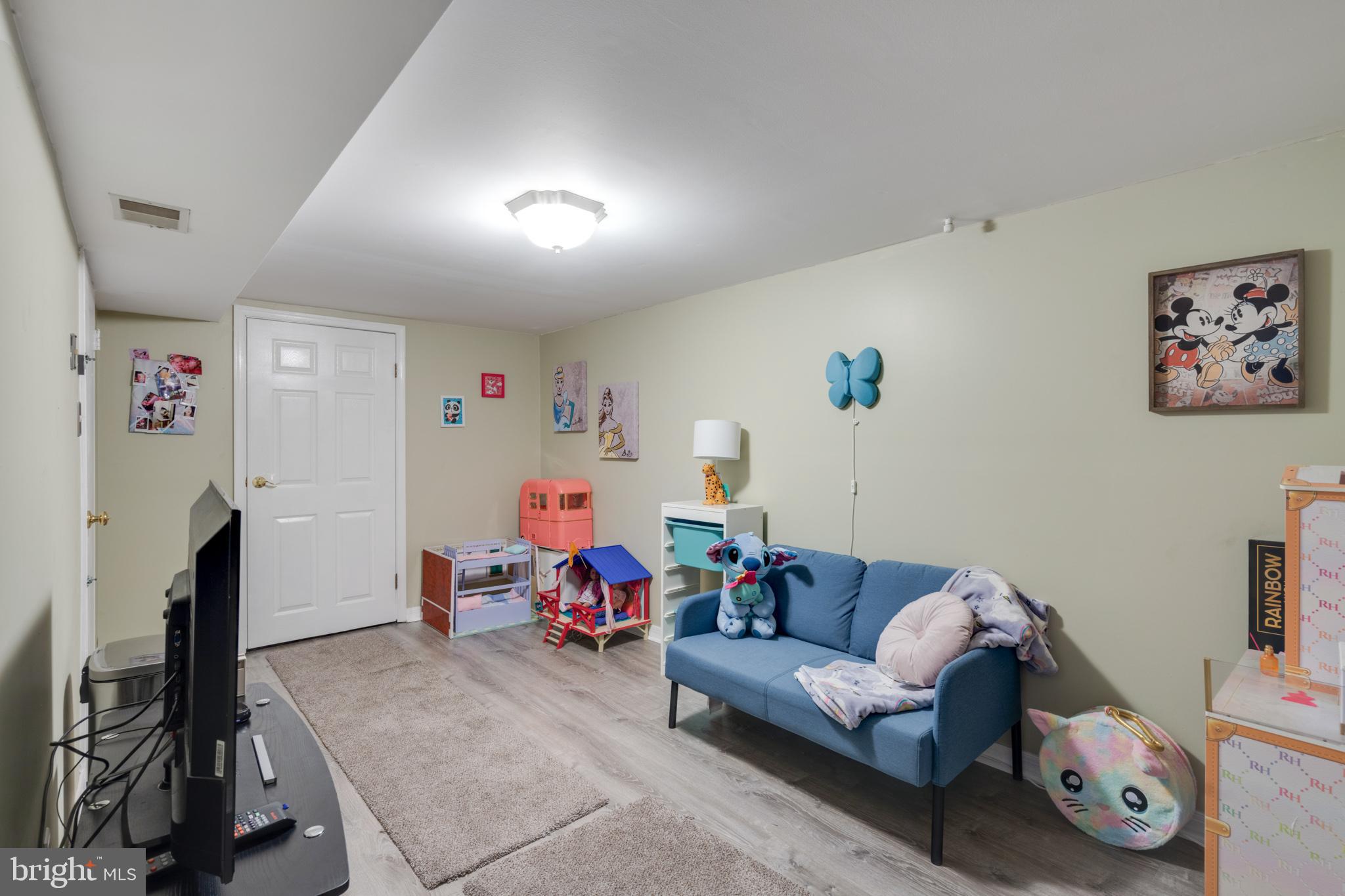 218 Parkview Road Philadelphia, PA 19154 - Photo 20 of 27 Gallery Image 20