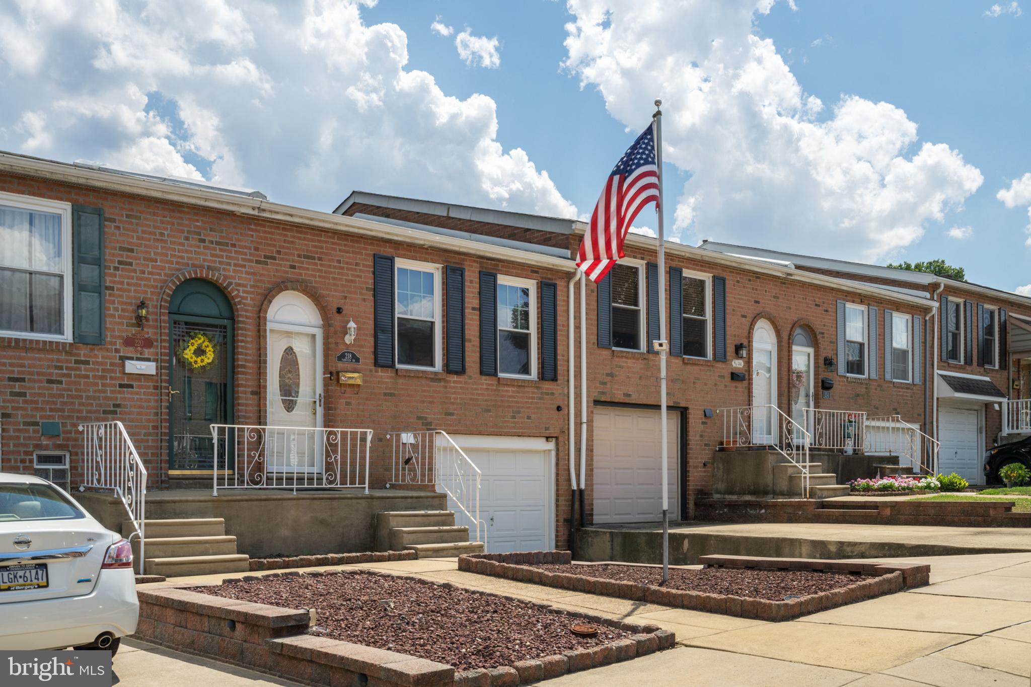 218 Parkview Road Philadelphia, PA 19154 - Photo 2 of 27 Gallery Image 2