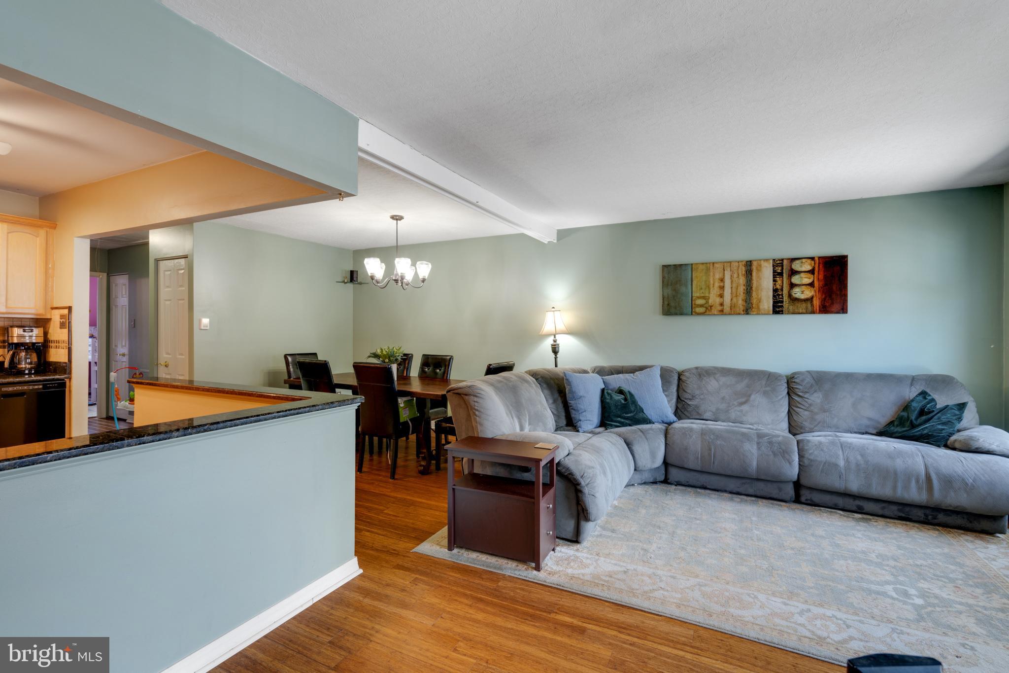 218 Parkview Road Philadelphia, PA 19154 - Photo 4 of 27 Gallery Image 4