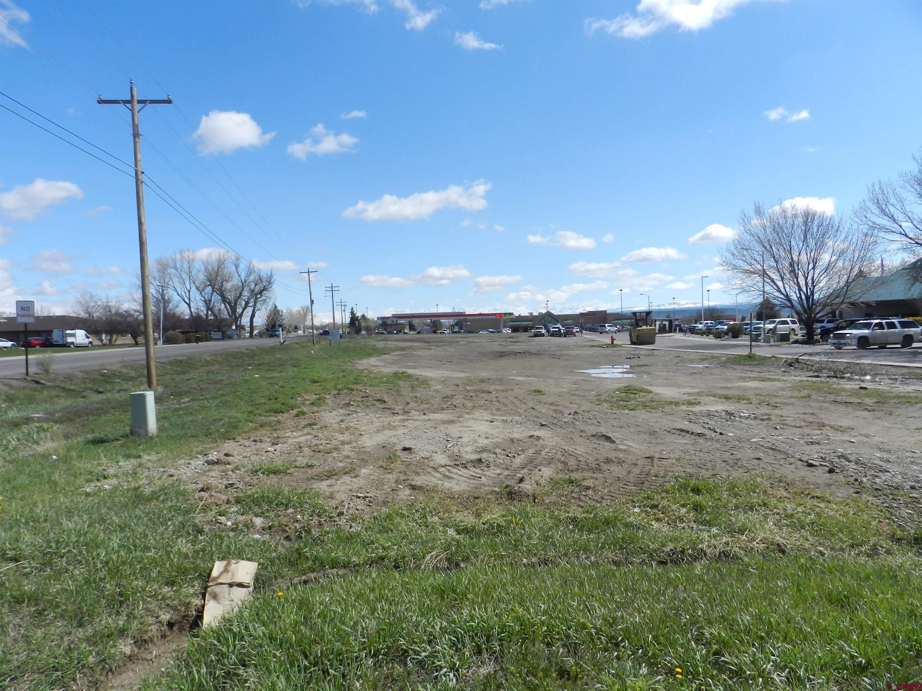 Tbd Woodgate Road Montrose, CO 81401 - Photo 2 of 20 a view of a dry yard
