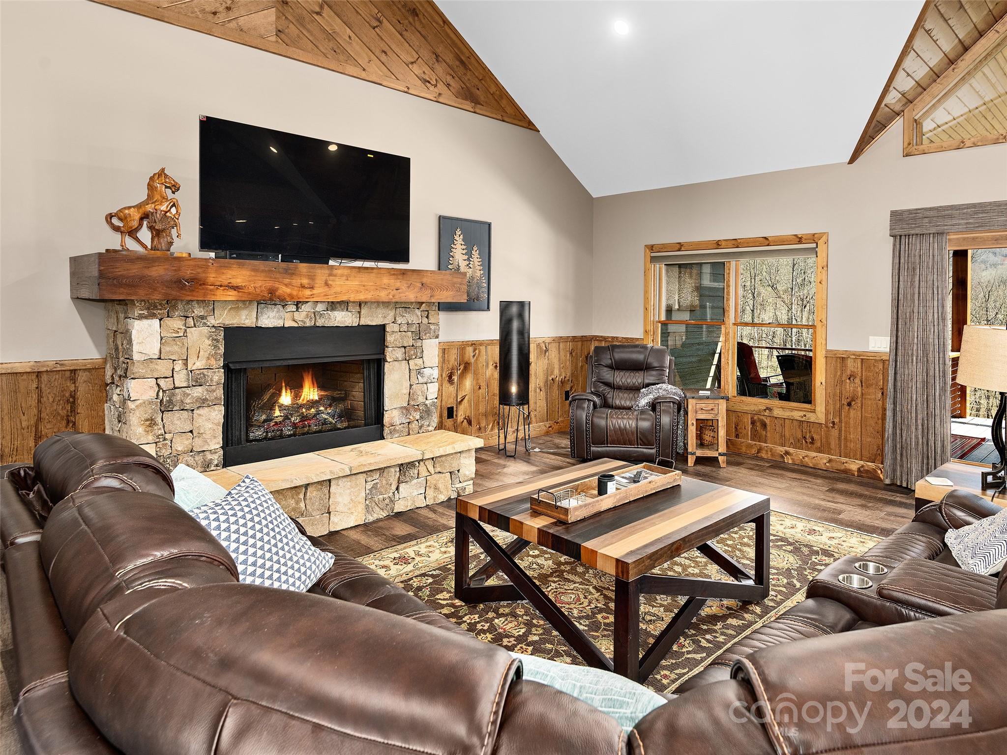 1905 Pigeon Road Waynesville, NC 28786 - Photo 11 of 45 Gallery Image 11