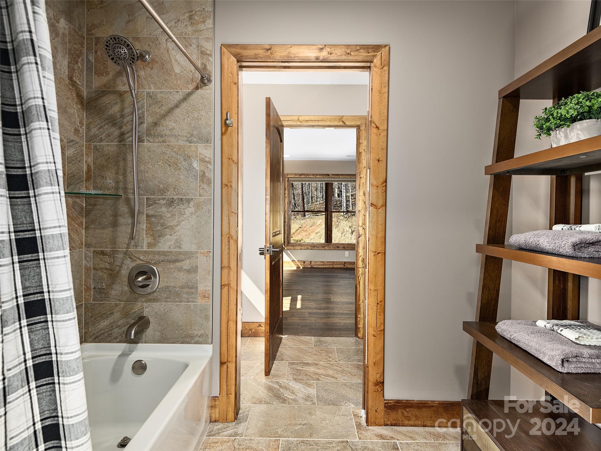 1905 Pigeon Road Waynesville, NC 28786 - Photo 32 of 45 Gallery Image 32