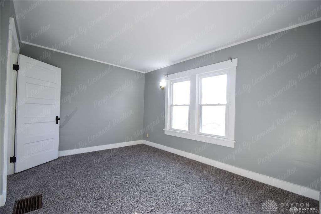 2926 Robin Road Dayton, OH 45409 - Photo 21 of 28