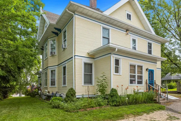 $389,900 | 234 Tremont Street, Mauston, WI 53948