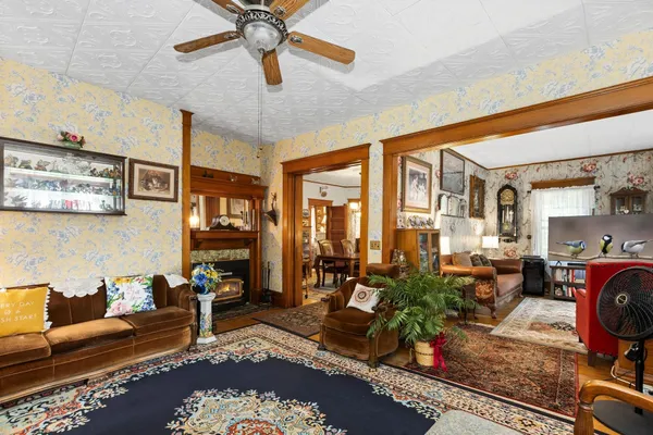 $389,900 | 234 Tremont Street, Mauston, WI 53948