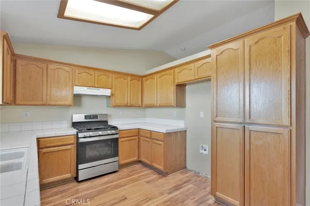 $395,000 | 22186 Pahute Road, Apple Valley, CA 92308