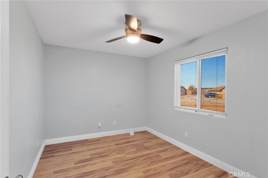 22186 Pahute Road Apple Valley, CA 92308 - Photo 16 of 41