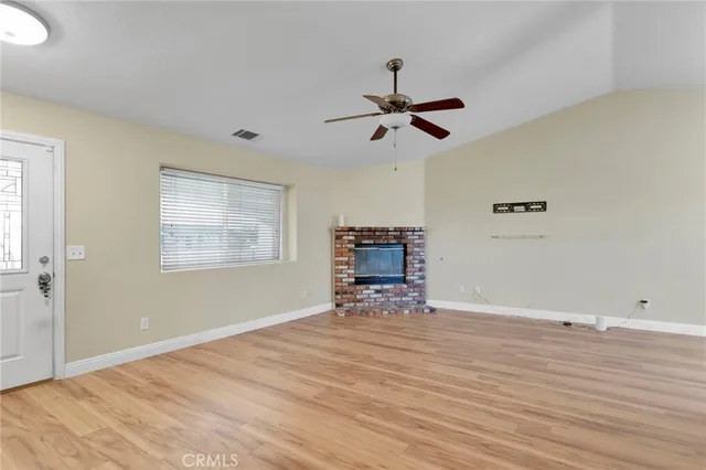 $395,000 | 22186 Pahute Road, Apple Valley, CA 92308