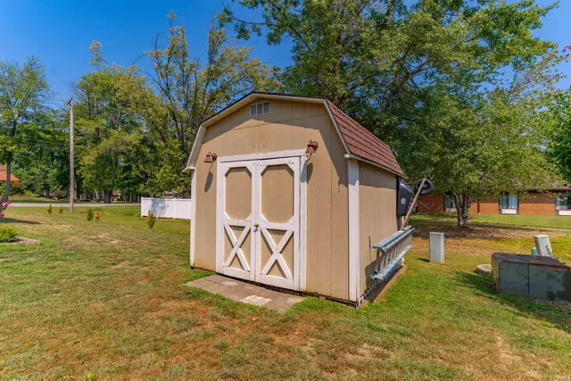 $329,900 | 4122 Frame Road, Newburgh, IN 47630