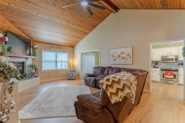 $329,900 | 4122 Frame Road, Newburgh, IN 47630