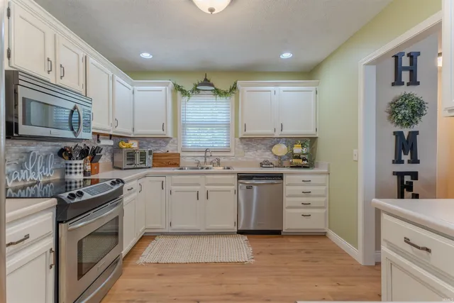 $329,900 | 4122 Frame Road, Newburgh, IN 47630