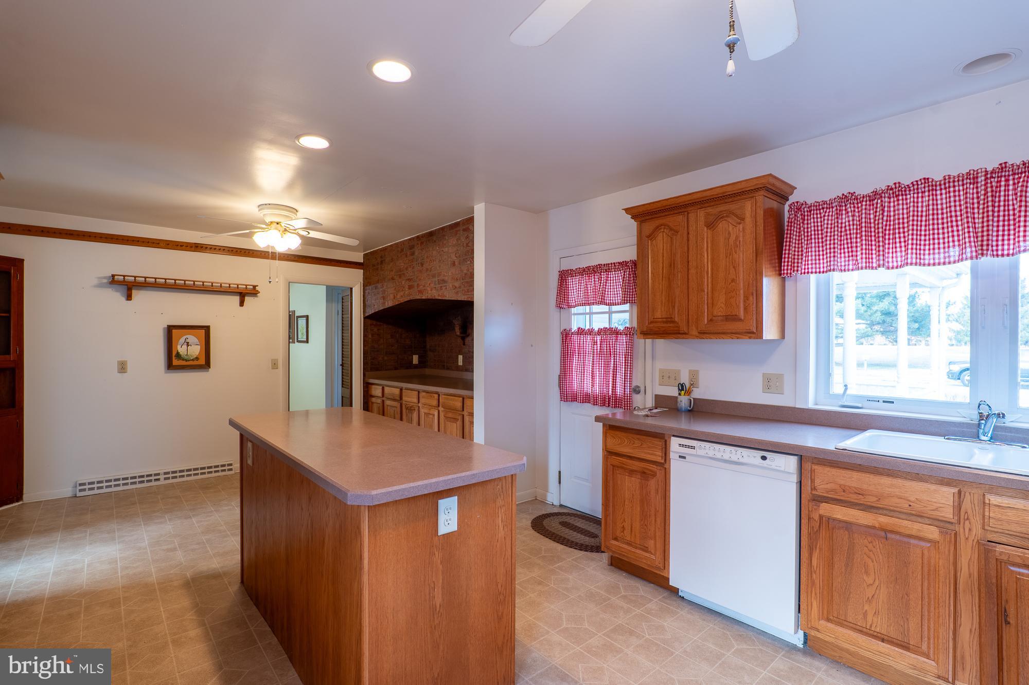 307 Robinson Street Georgetown, DE 19947 - Photo 5 of 27