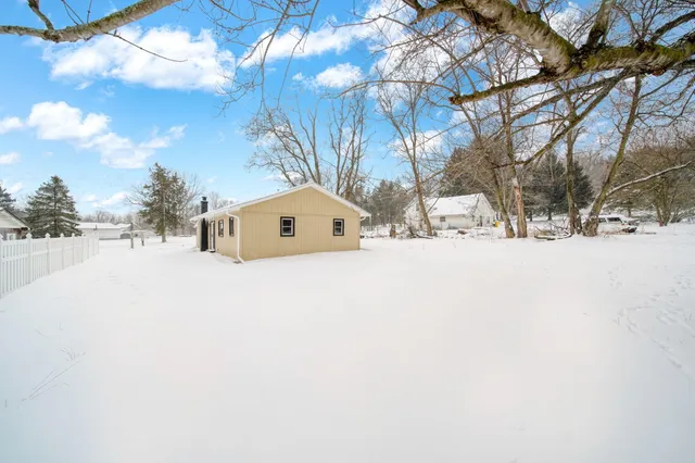 $140,000 | 1720 Main Street, Jonesville, MI 49250