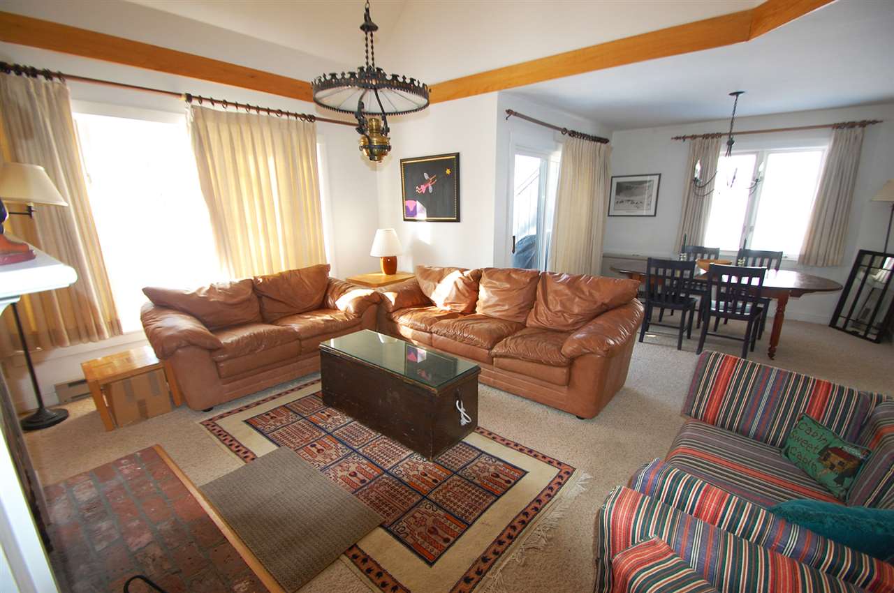 186 Castlerock Road, Unit 31 Warren, VT 05674 - Photo 4 of 35