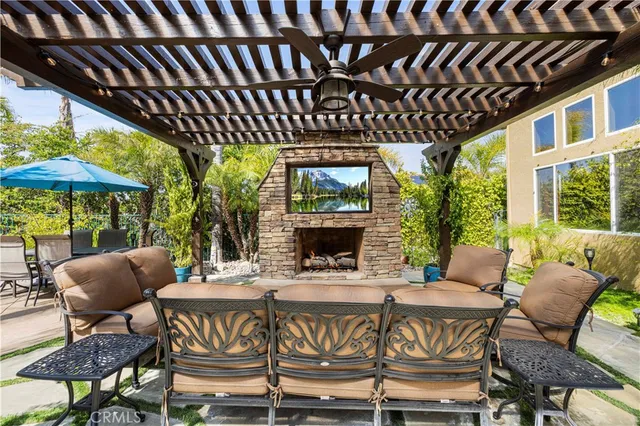 $1,545,000 | 25221 Summerhill Lane, Stevenson Ranch, CA 91381