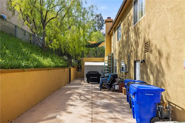 $1,545,000 | 25221 Summerhill Lane, Stevenson Ranch, CA 91381