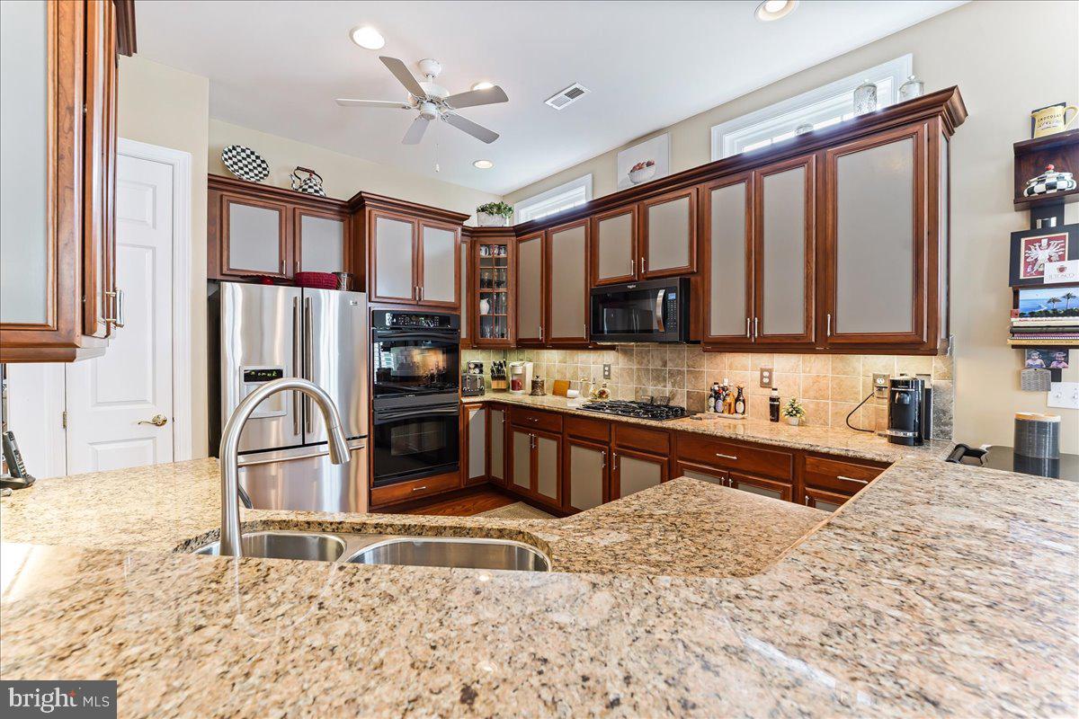 243 Hanover Road Phoenixville, PA 19460 - Photo 13 of 43 Open kitchen
