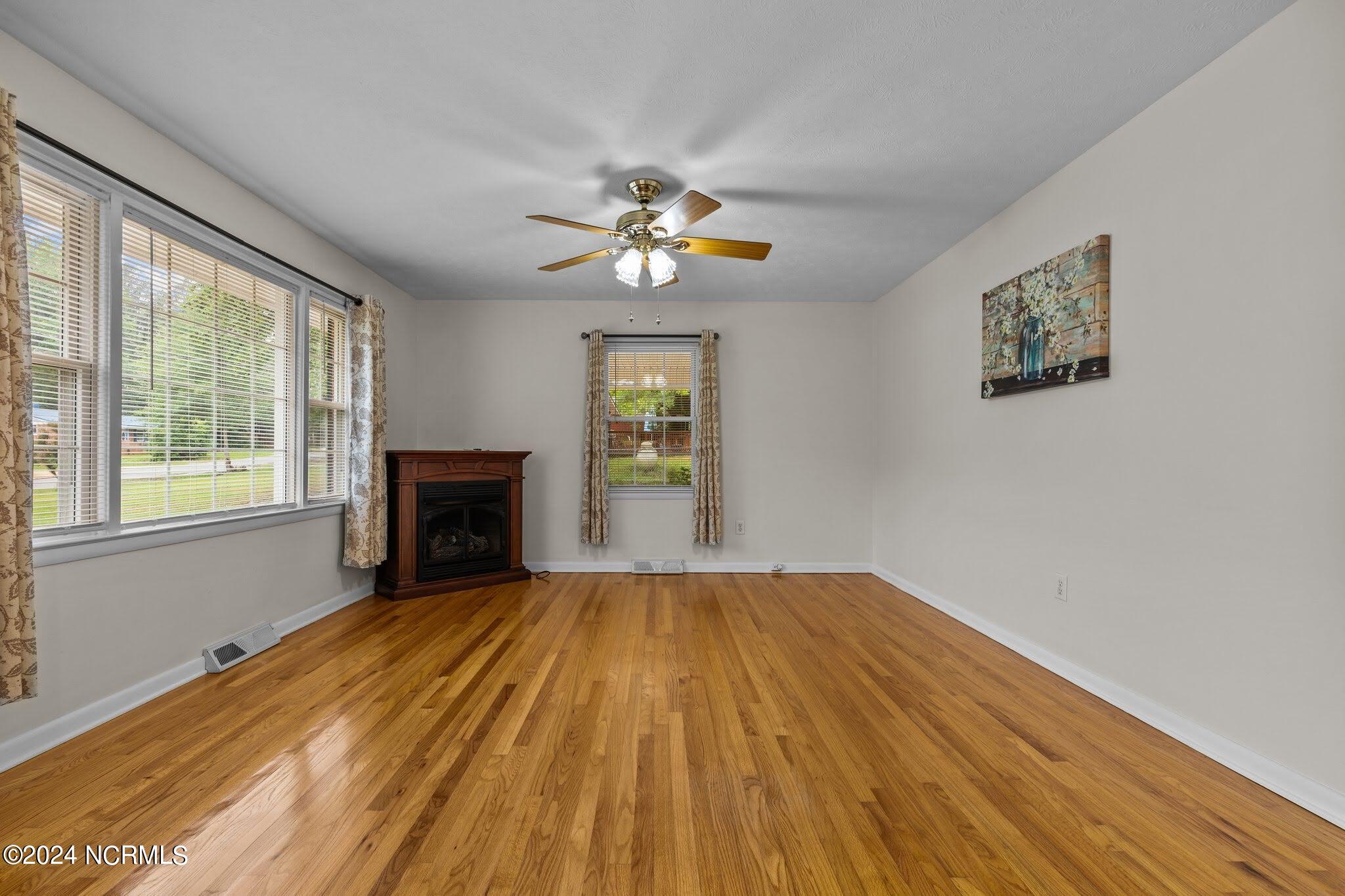 1120 Avalon Drive Rockingham, NC 28379 - Photo 8 of 32 4-web-or-mls-707A8982