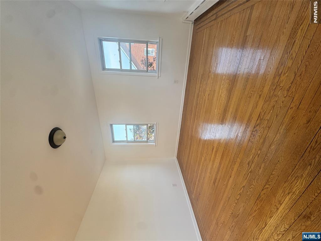 688 Kingsland Avenue, Unit 2 Ridgefield, NJ 07657 - Photo 2 of 14