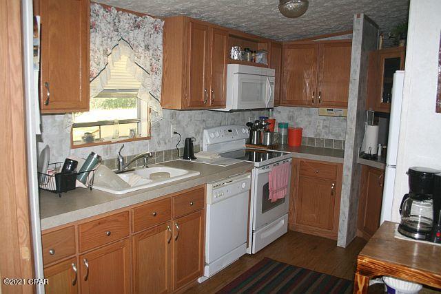 1927 Newberry Road Bonifay, FL 32425 - Photo 8 of 21 Gallery Image 8